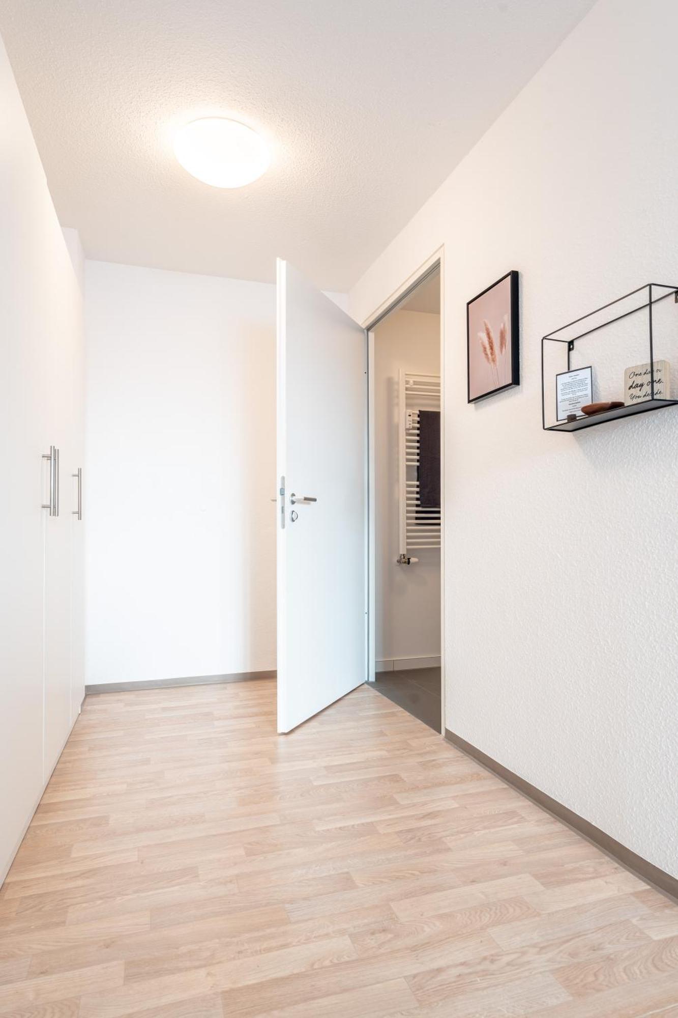 Neu☆Business Apartment☆Messe/Airport☆Tiefgarage Leinfelden-Echterdingen Kamer foto